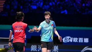 PG电子-王曼昱3比0阿库拉 国乒六女将均进澳门世界杯16强